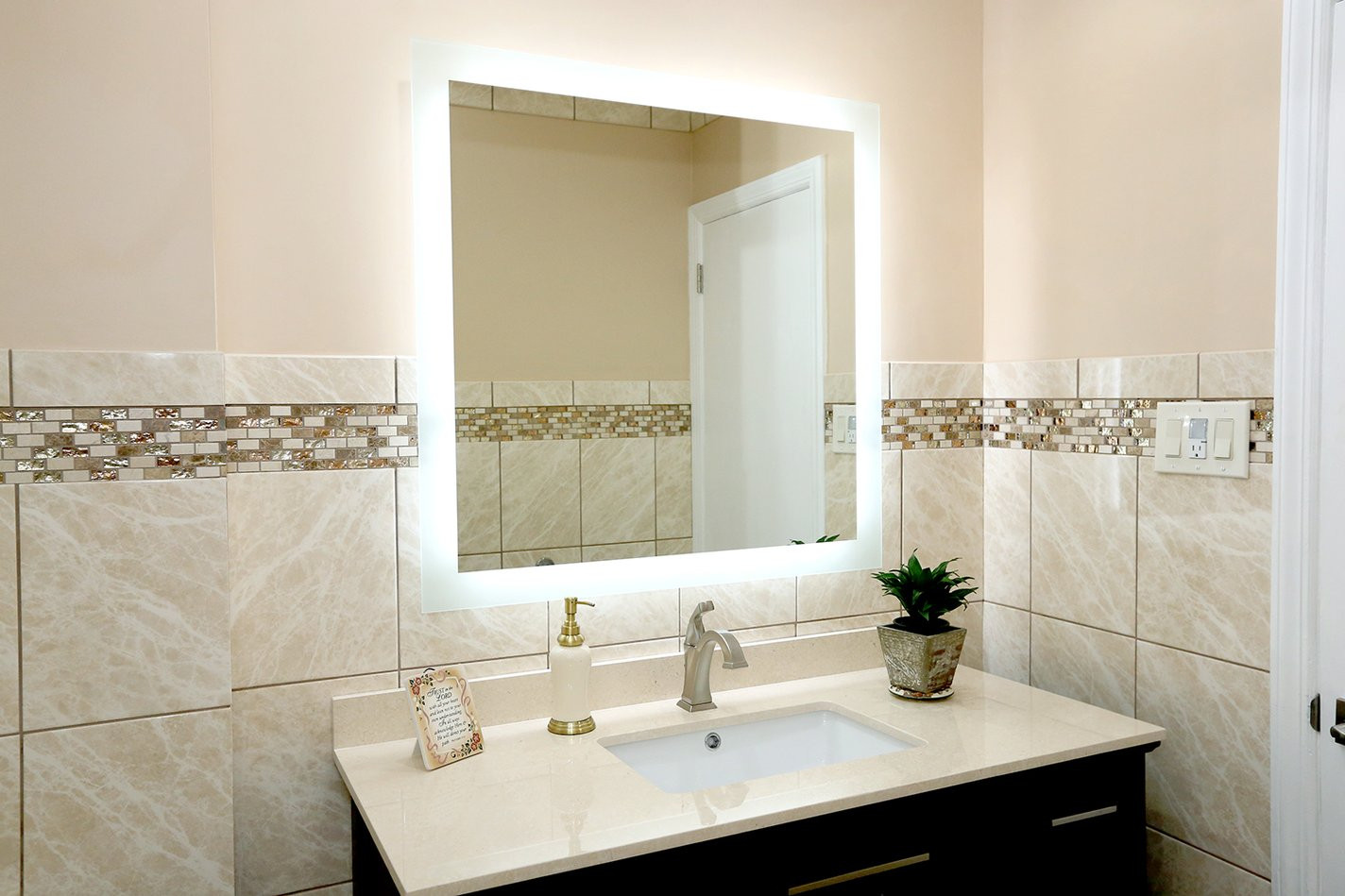36 X 36 Bathroom Mirror
 Side Lighted LED Bathroom Vanity Mirror 36" x 36