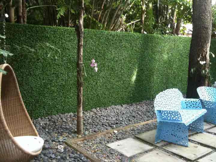 Artificial Outdoor Landscaping
 Infuse your landscapes with charming shades of elegance