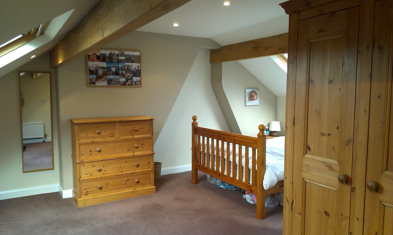 Attic Master Bedroom
 Lovely family Home 4 Bed House to To Let in Lindley