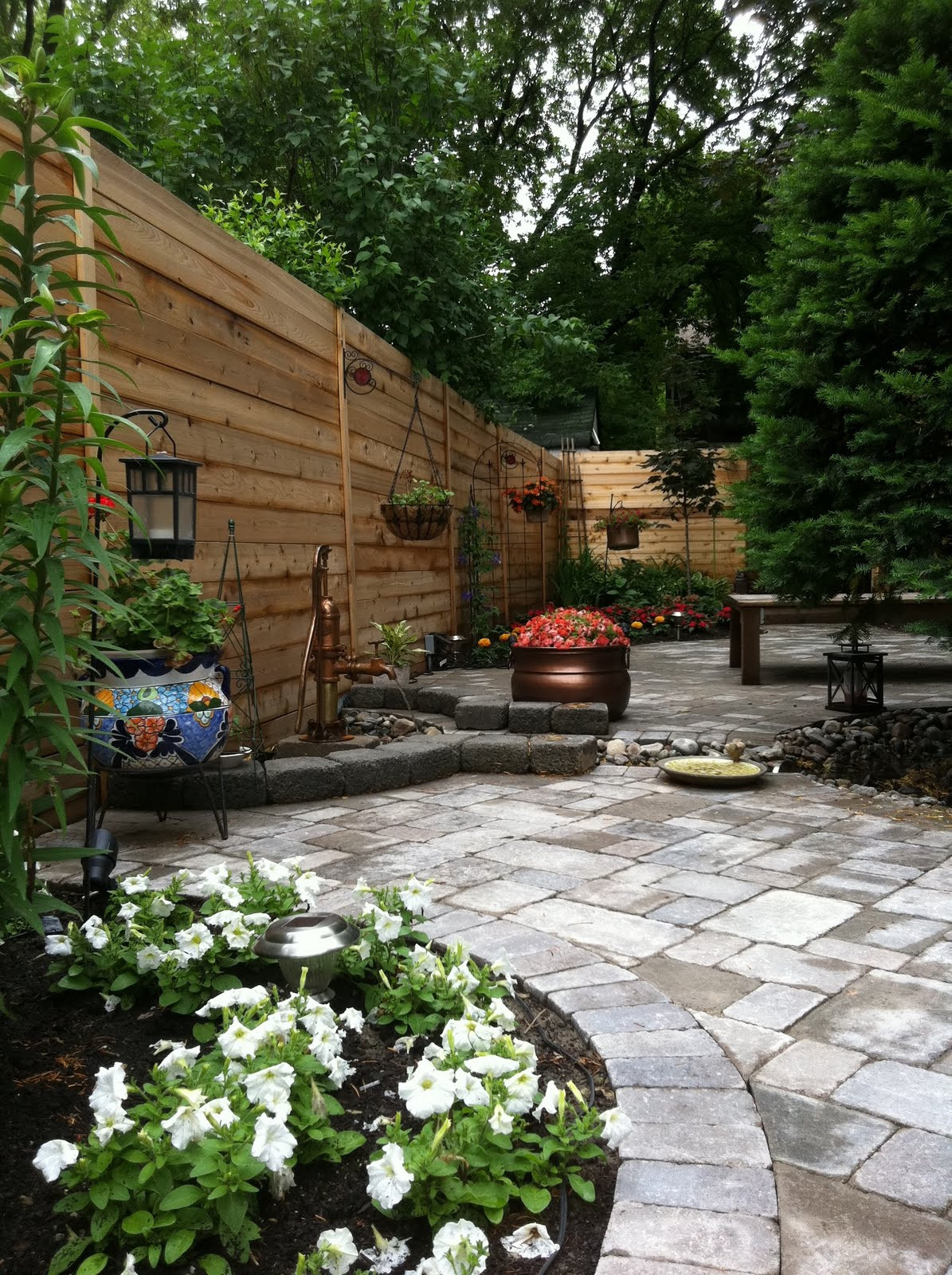 Back Patio Landscaping Ideas
 Create Your Beautiful Gardens with Small Backyard