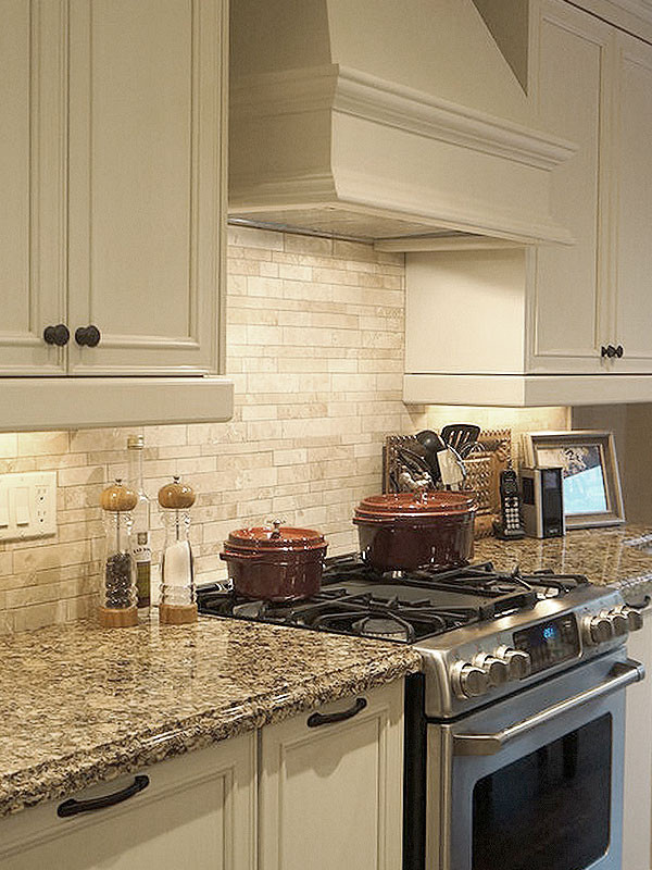 Backsplash In Kitchen
 Light ivory Travertine Kitchen Subway Backsplash Tile