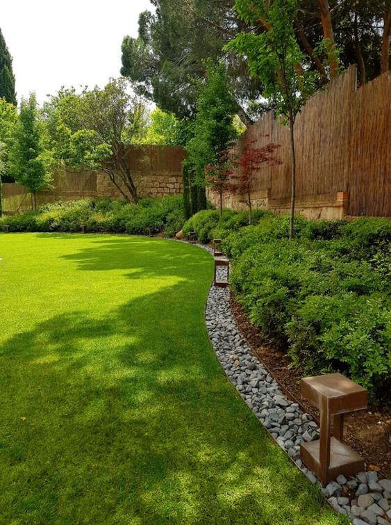 Backyard Border Ideas
 40 Stylish And Inspiring Garden Edging Ideas DigsDigs