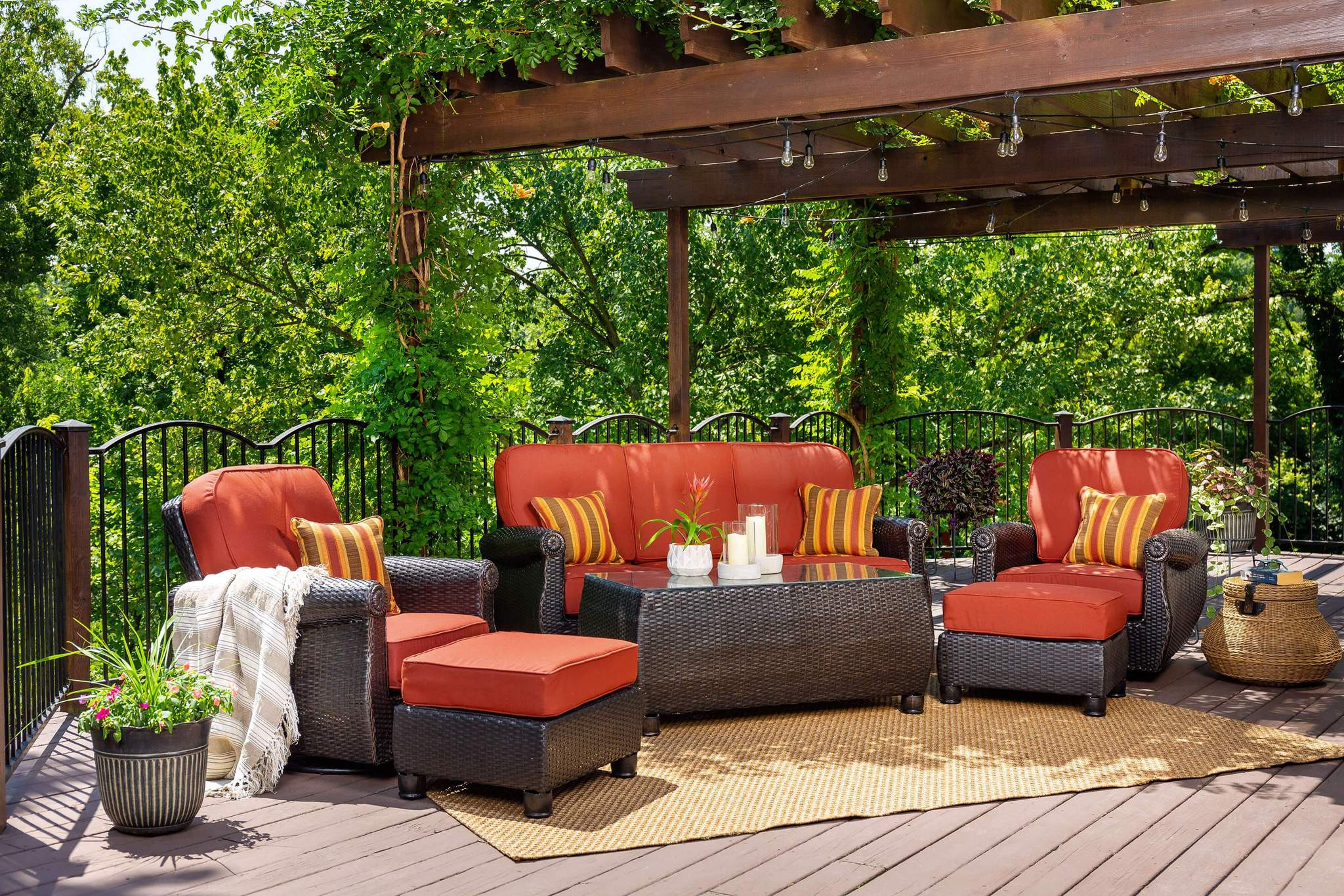 Backyard Furniture Sets
 Breckenridge Red 3 Pc Patio Furniture Set 2 Swivel