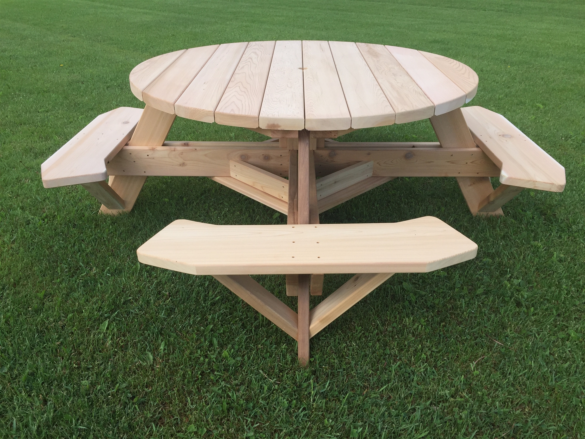 Backyard Picnic Table
 56" Round Cedar Patio Table