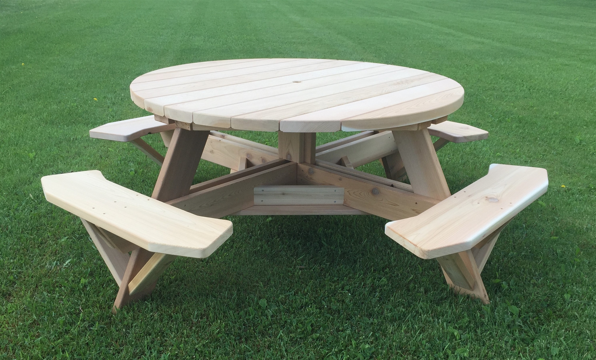 Backyard Picnic Table
 56" Round Cedar Patio Table