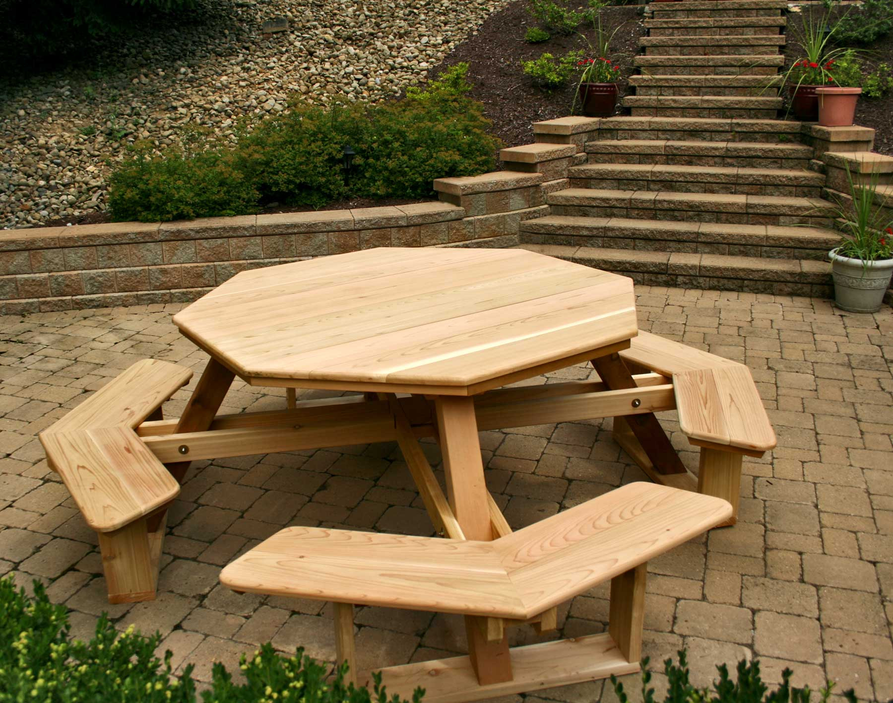 Backyard Picnic Table
 Cool Picnic Table The Use and Varieties – HomesFeed