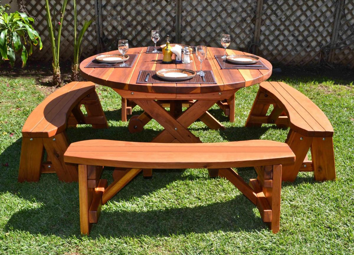 Backyard Picnic Table
 Round Wood Picnic Table with Wheels