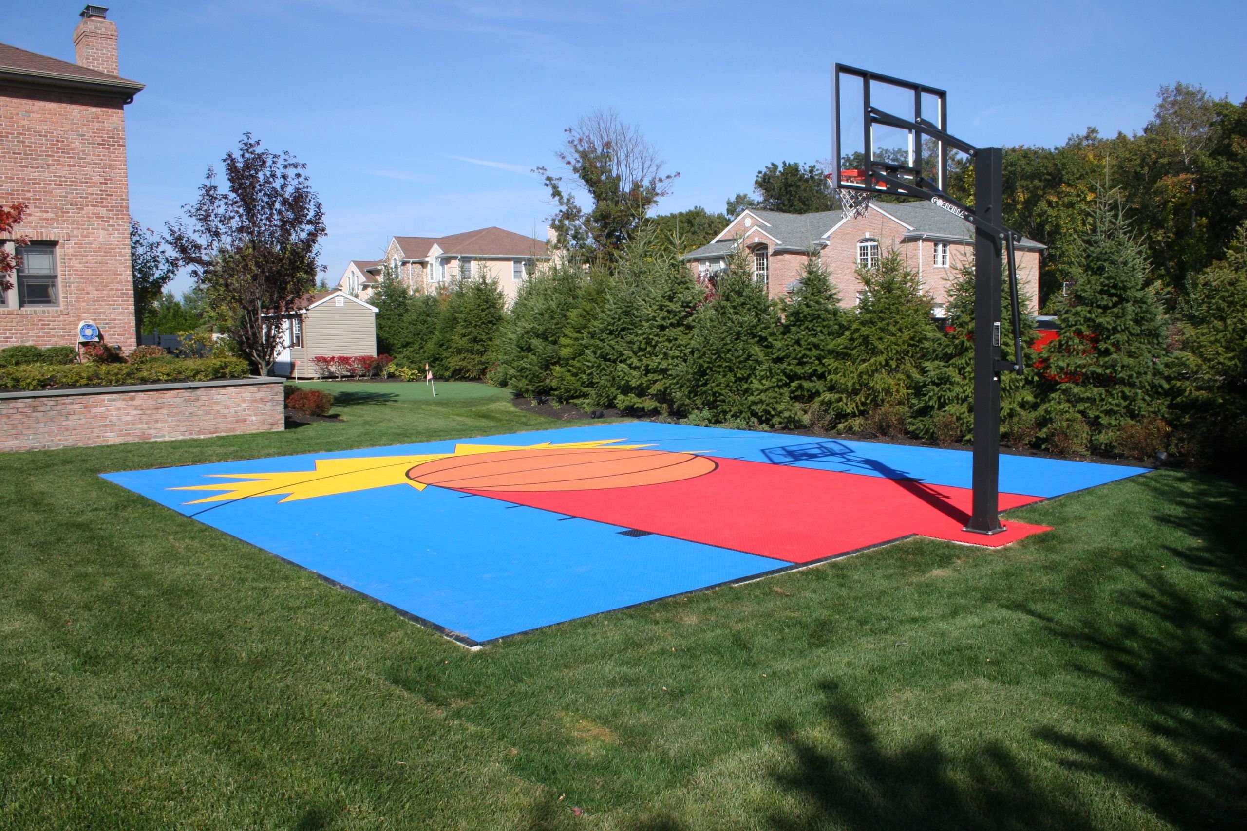 Basketball Court In Backyard
 BasketPorn Top 13 Backyard Basketball Courts BasketPorn