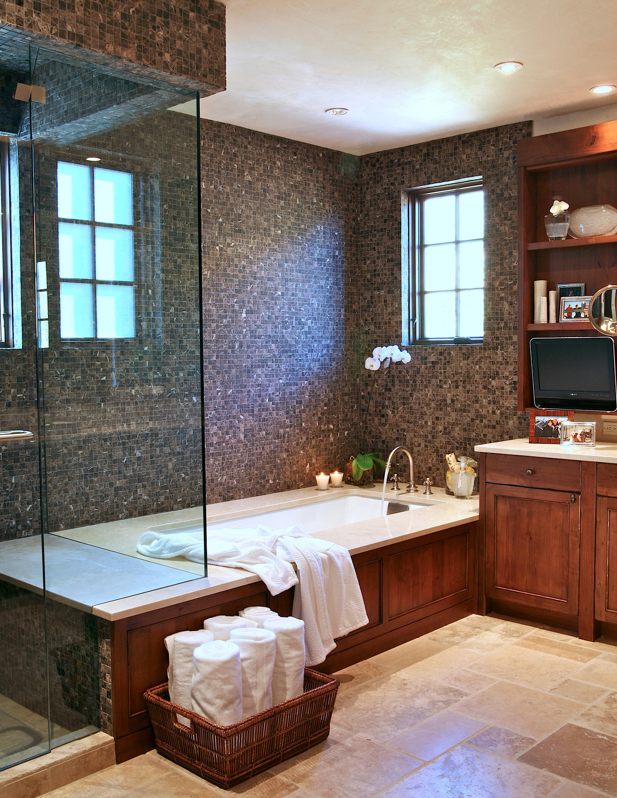 Bathroom Layouts With Shower
 16 Fantastic Rustic Bathroom Designs That Will Take Your
