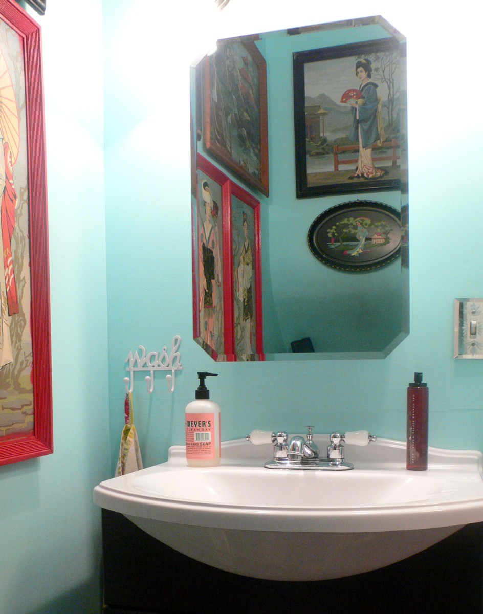 Bathroom Mirror Size
 Sizing the Mirror Your Bathroom Vanity