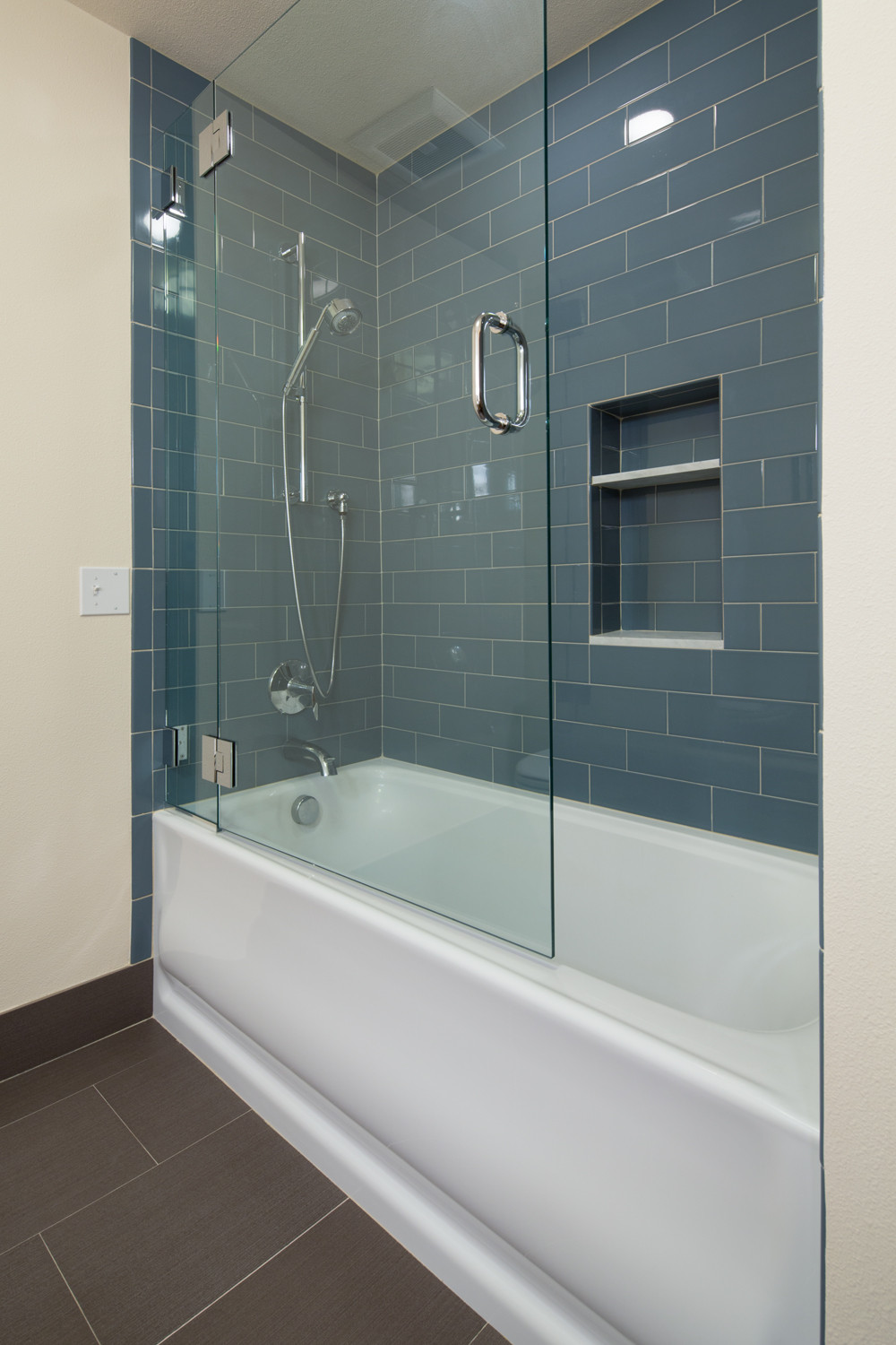 Bathroom Shower Glass Doors
 Glass Doors for Bathtub – HomesFeed