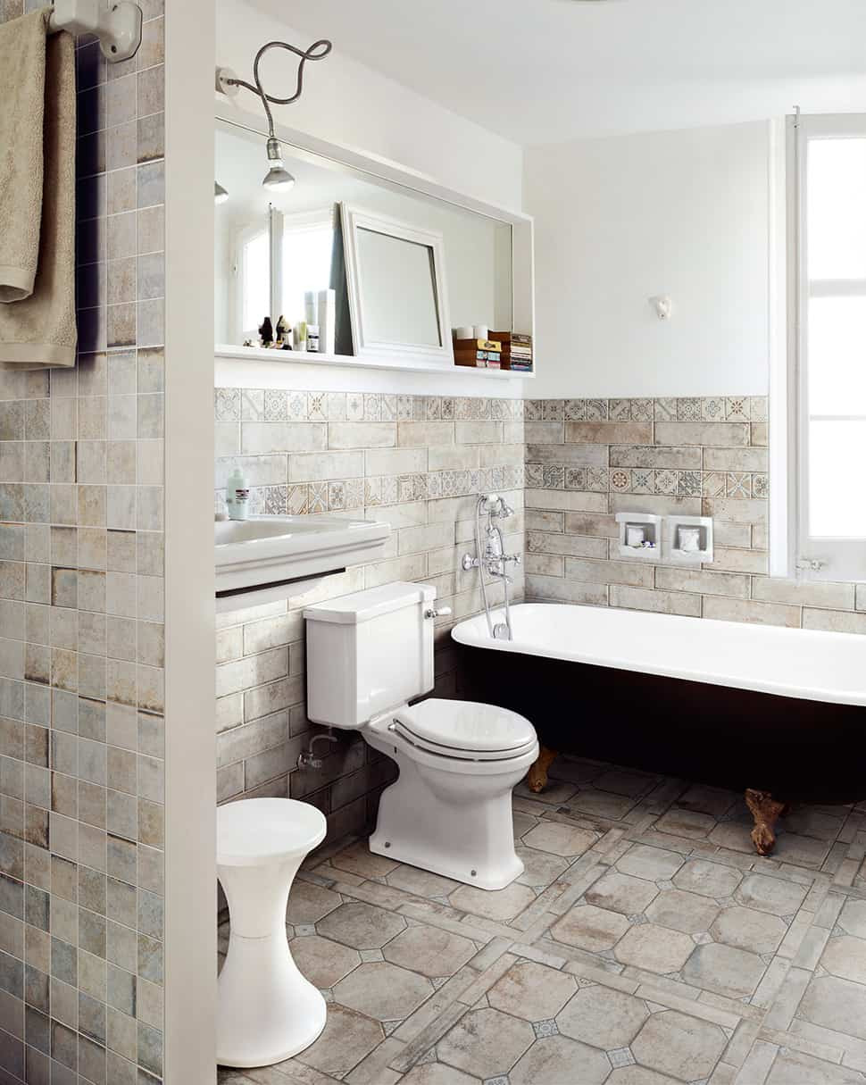 Bathroom Tiles Floor
 25 Beautiful Tile Flooring Ideas for Living Room Kitchen