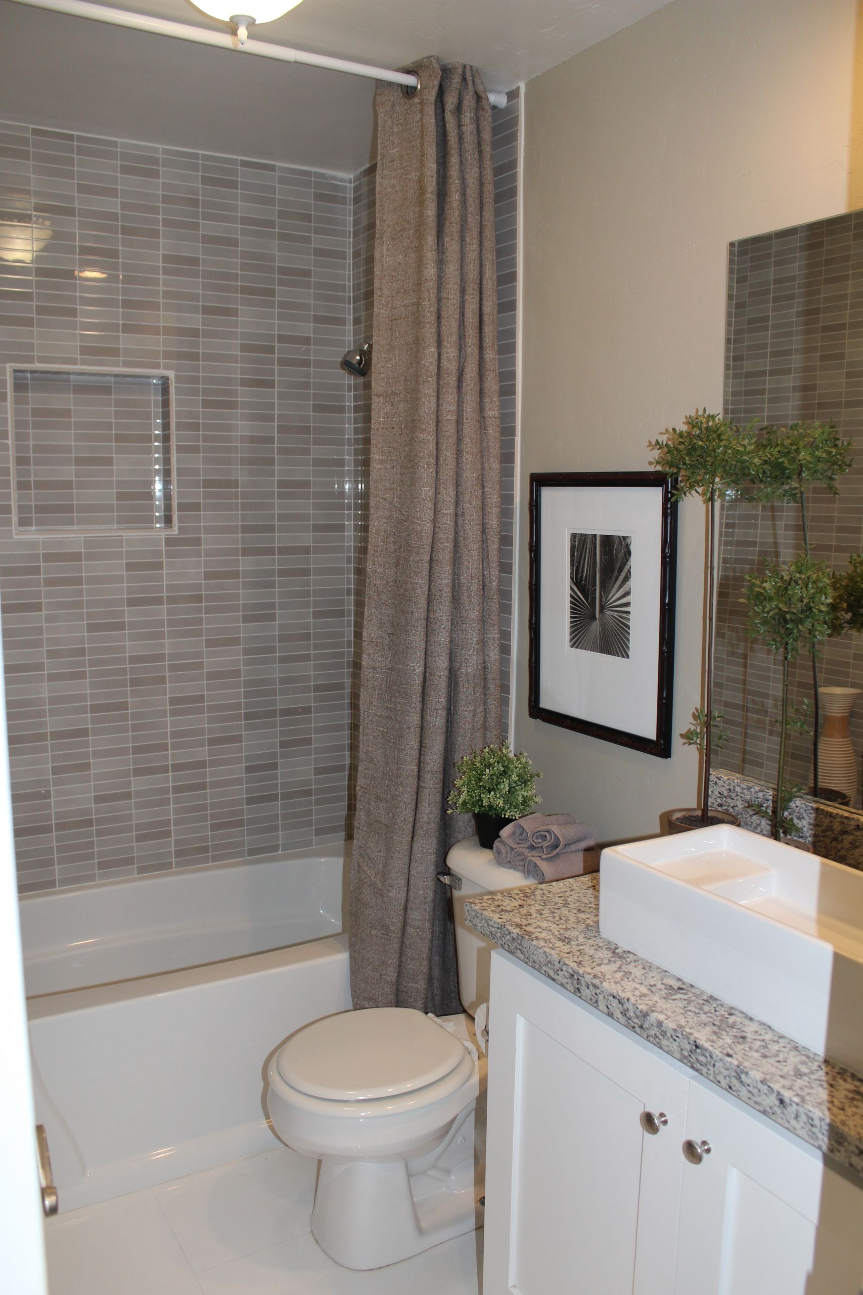 Bathroom Tub Shower Ideas
 Bathroom Tub Shower – HomesFeed