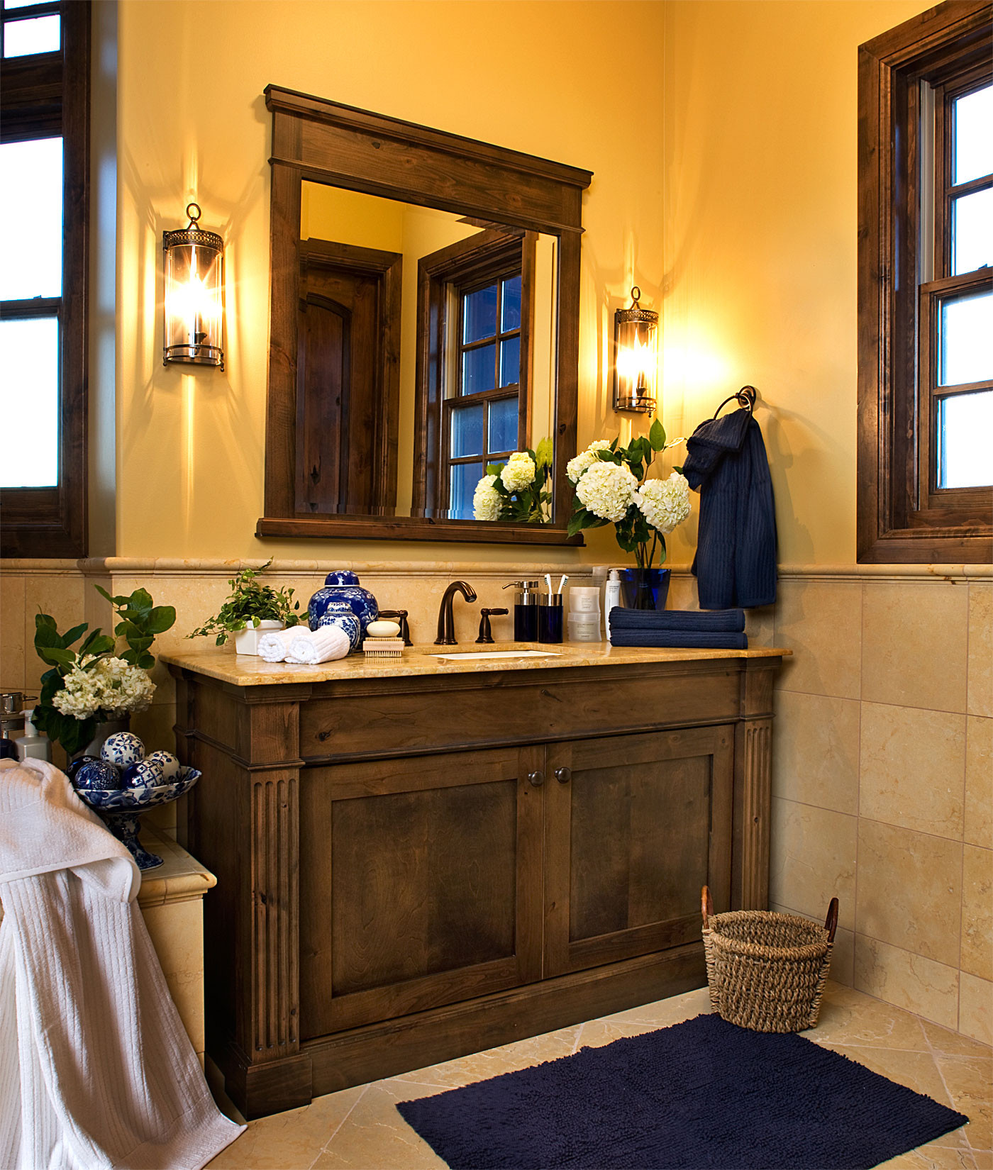 Bathroom Vanity Makeover Ideas
 25 Marvelous Traditional Bathroom Designs For Your Inspiration