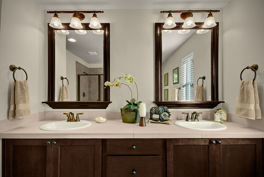 Bathroom Vanity With Mirror
 A guide to vanity mirrors for your home