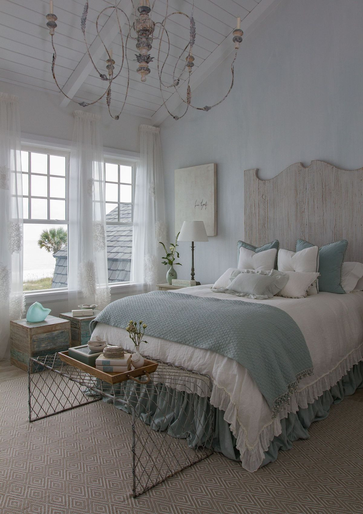 Beach Bedroom Decor Ideas
 40 Beach Themed Bedrooms to Take You Away