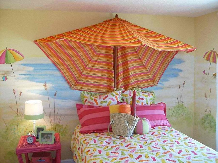 Beach Themed Kids Bedroom
 20 Kids’ Bedrooms That Usher in a Fun Tropical Twist