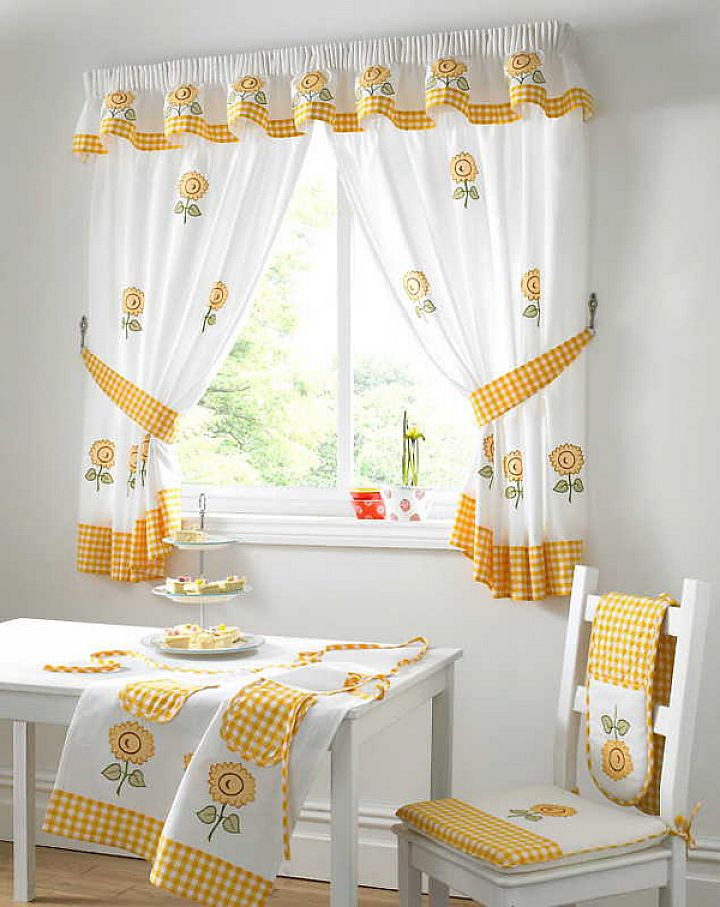 Beautiful Kitchen Curtains
 Modern Beautiful Kitchen Curtain Ideas Home Design and