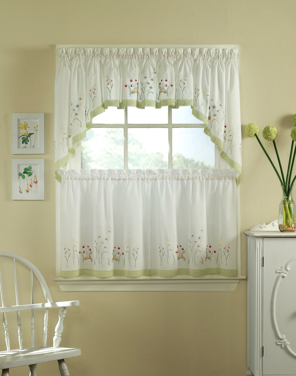 Beautiful Kitchen Curtains
 Half Window Curtains Ideas – HomesFeed