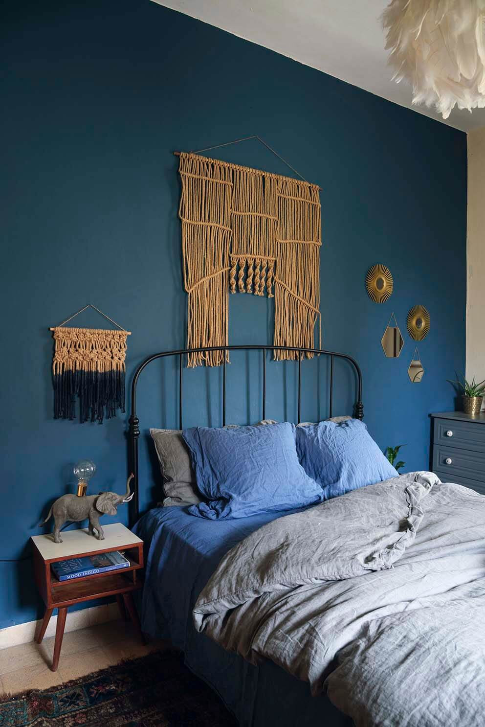 Bedroom Blue Walls
 This Is How To Decorate With Blue Walls