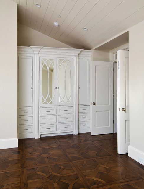 Bedroom Cabinet Ideas
 Painted Built in Cabinets Traditional Bedroom san