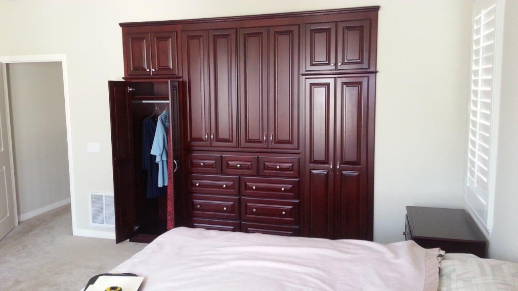 Bedroom Cabinet Storage
 Built in bedroom cabinets