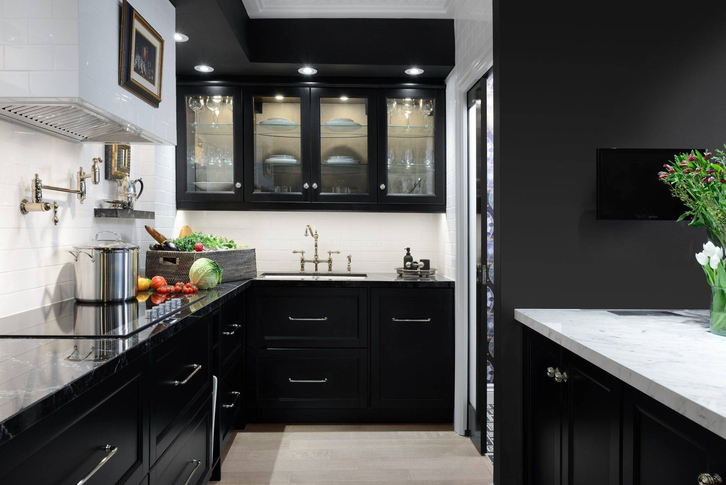 Black Countertops Kitchen
 Give your kitchen a black makeover in these five ways