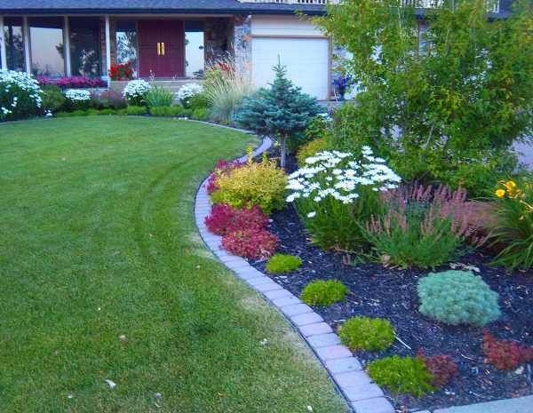 Brick Landscape Edging
 37 Creative Lawn and Garden Edging Ideas with