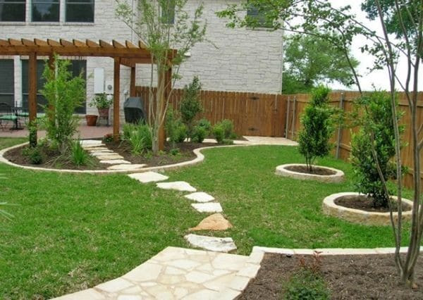Cheap Backyard Landscaping Ideas
 100 Landscaping Ideas for Front Yards and Backyards