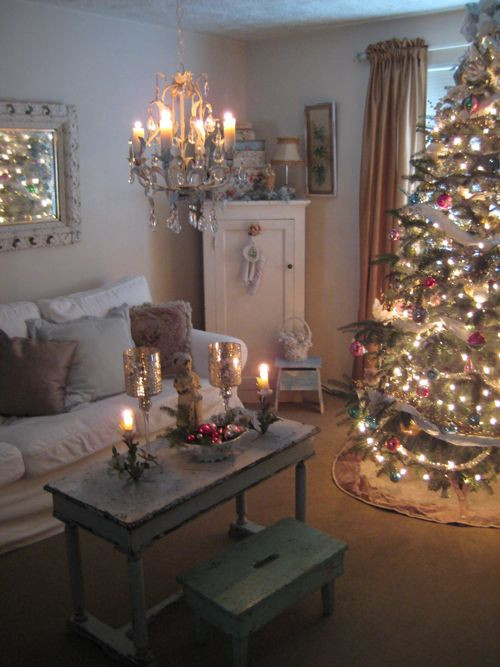 Christmas Lights In Living Room
 41 Christmas Decoration Ideas for Your Living Room DesignBump