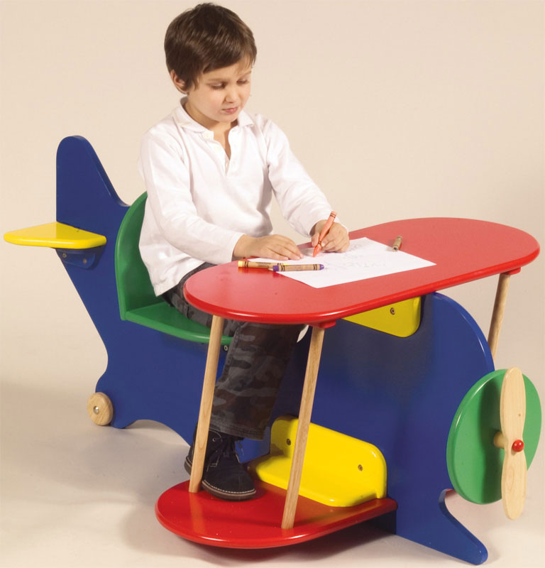 Cool Chair For Kids
 20 Cool Kids Desks for Painting and Writing