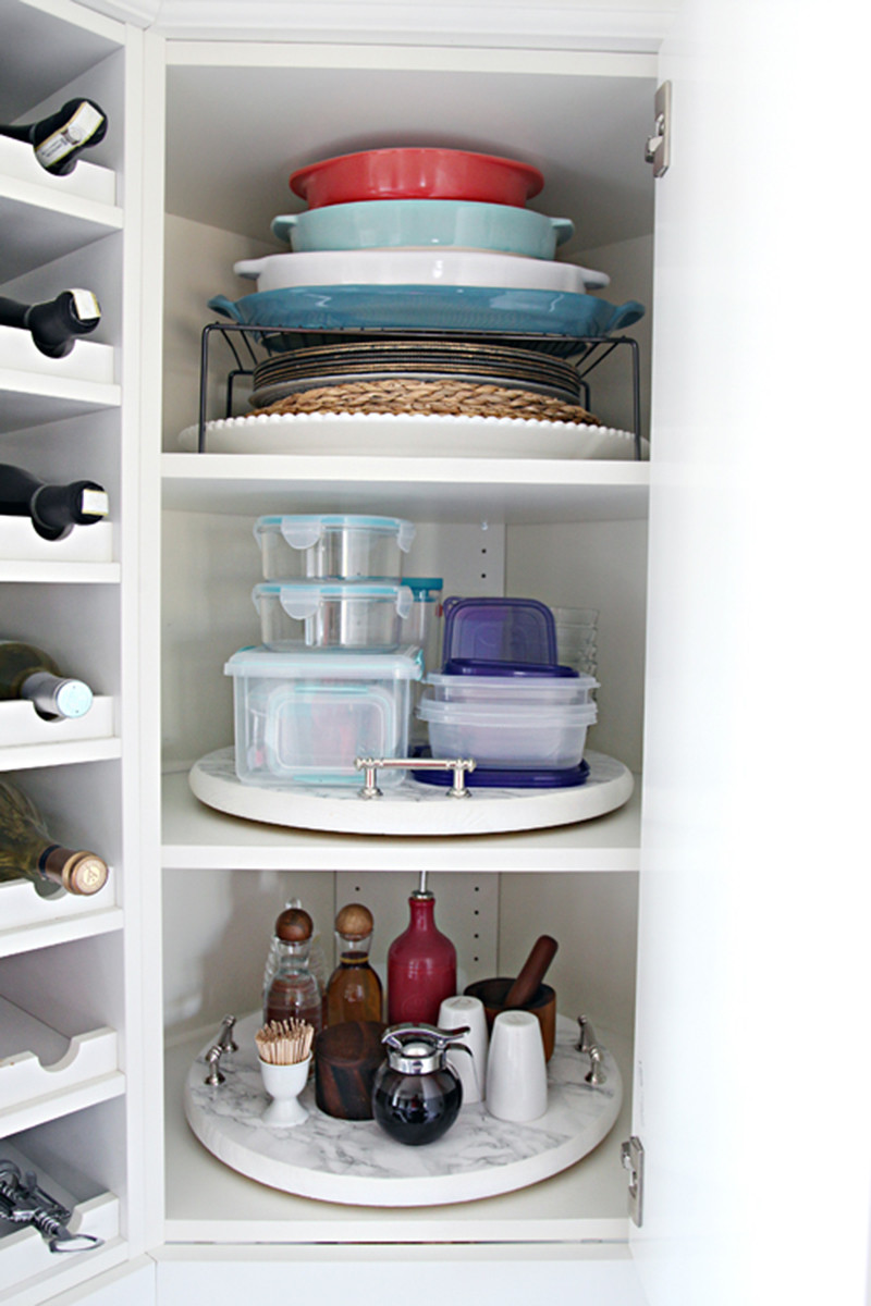 Corner Kitchen Cabinet Organization
 22 Simple Ways to Declutter Your Home