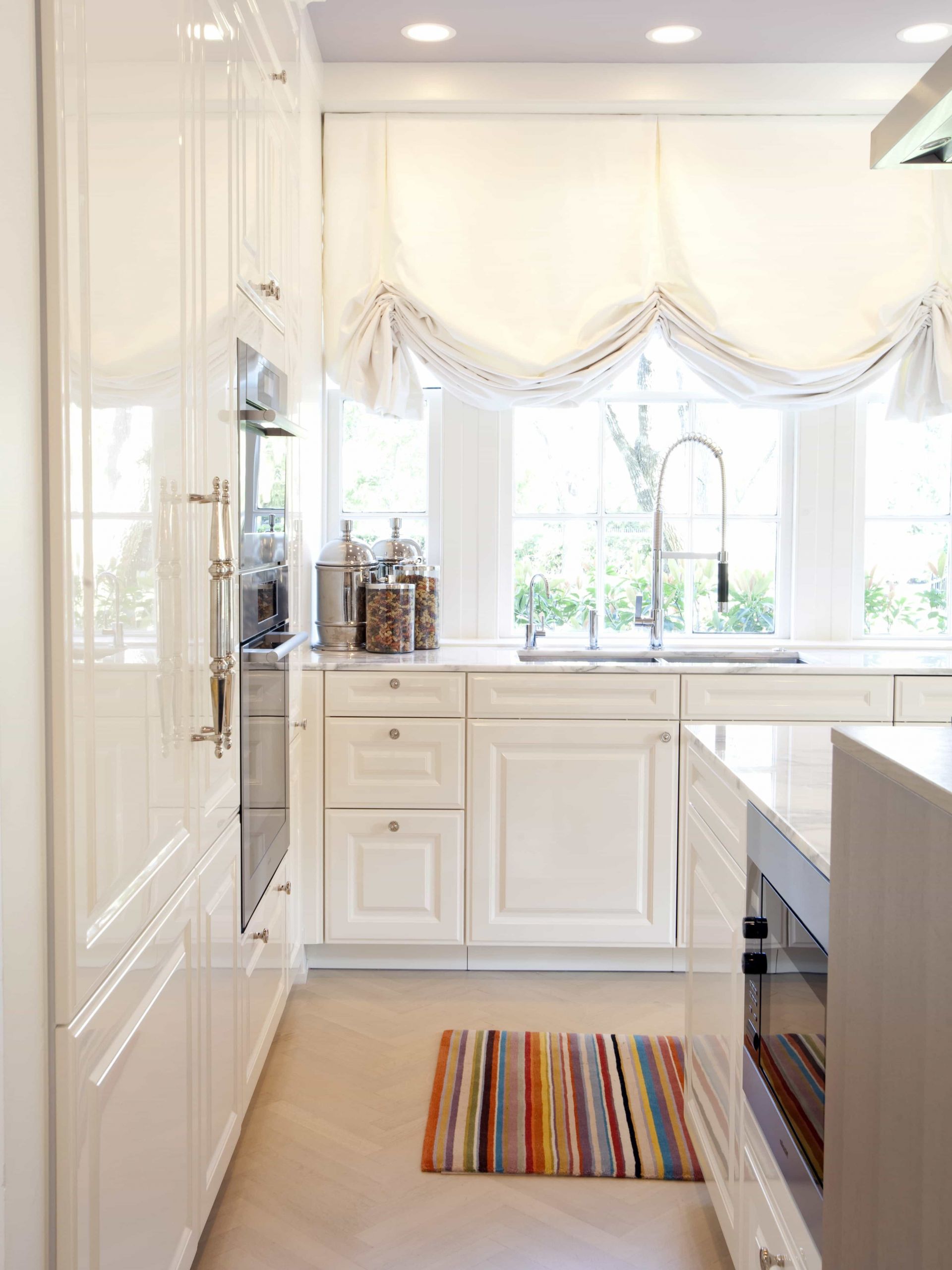 Curtains For Kitchen Door
 Impressive DIY Kitchen Window Curtains