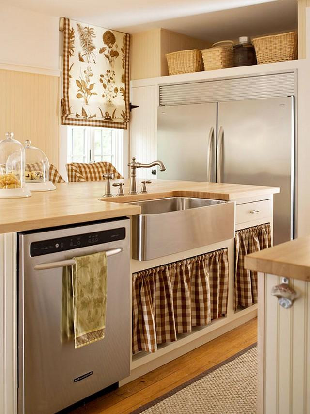 Curtains For Kitchen Door
 Kitchens That Skirt The Issue