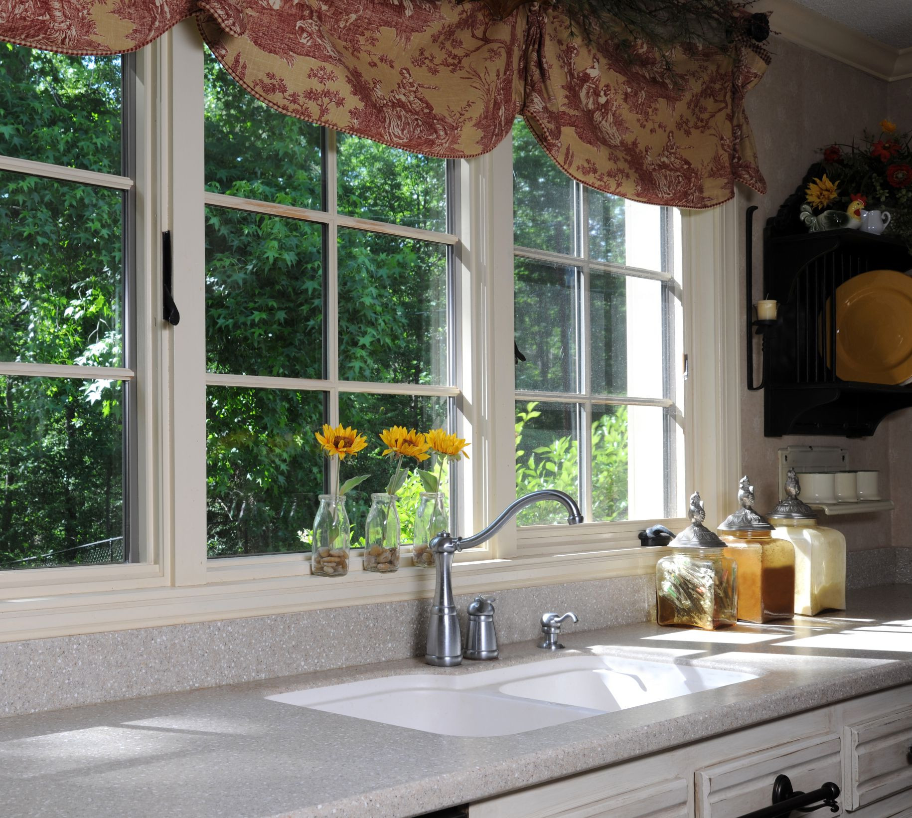 Curtains For Kitchen Door
 4 Kitchen Window Ideas to A Unique and Interesting
