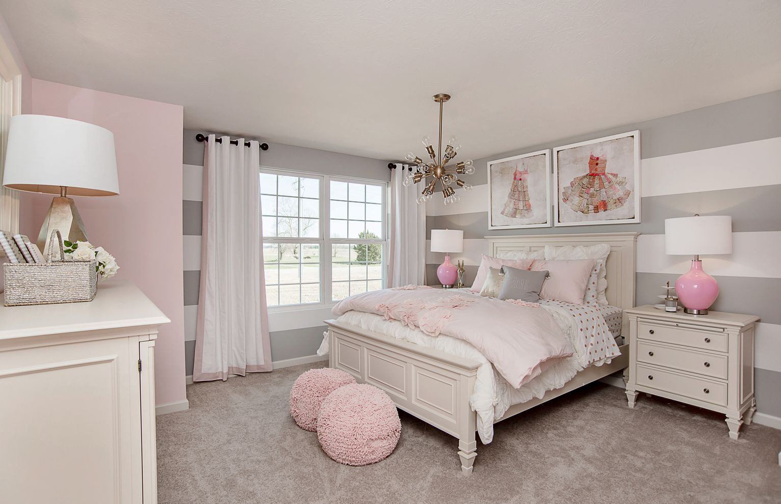 Cute Bedroom Decor
 69 Cute Apartment Bedroom Ideas You Will Love ROUNDECOR