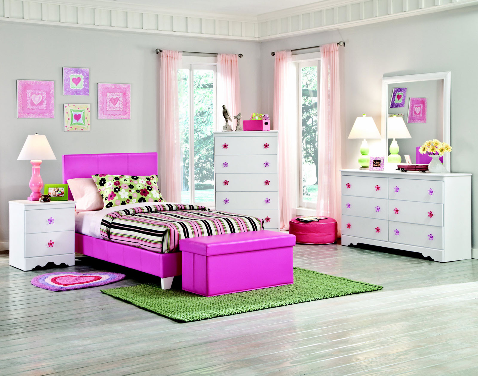 Cute Bedroom Sets For Girls
 Girls Bedroom Sets bining The Cute Aspects Amaza Design