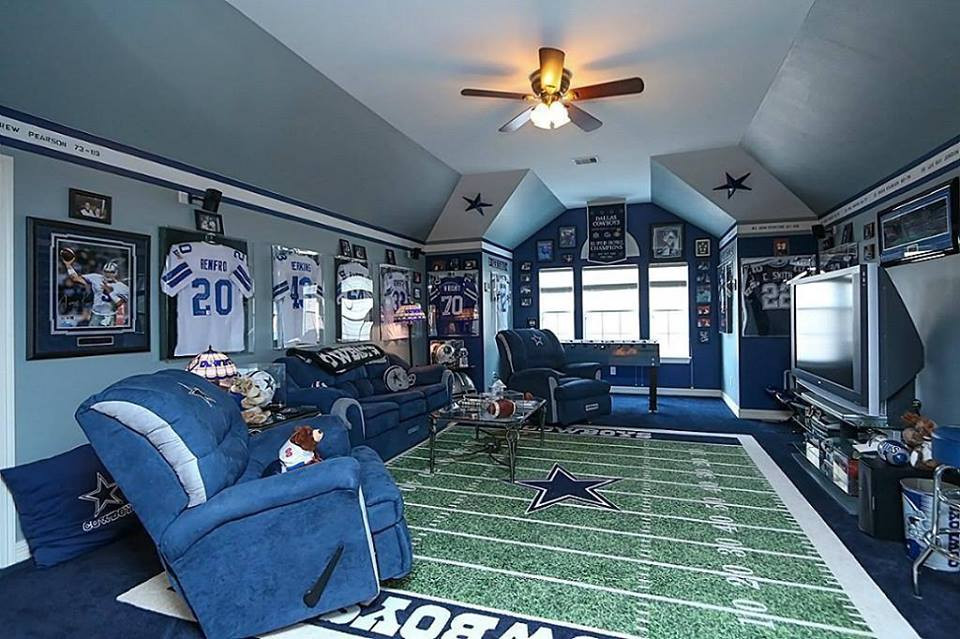 Dallas Cowboys Bedroom
 A Shopping List For The Ultimate Dallas Cowboys Fan Cave