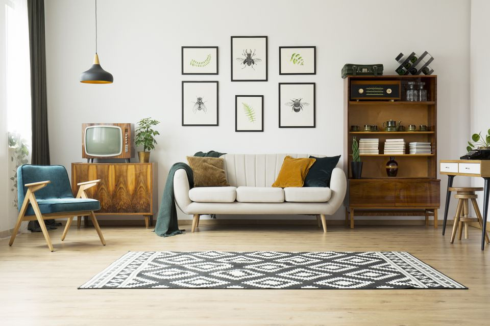 Decorating Living Room Walls
 The Beginner s Guide to Decorating Living Rooms