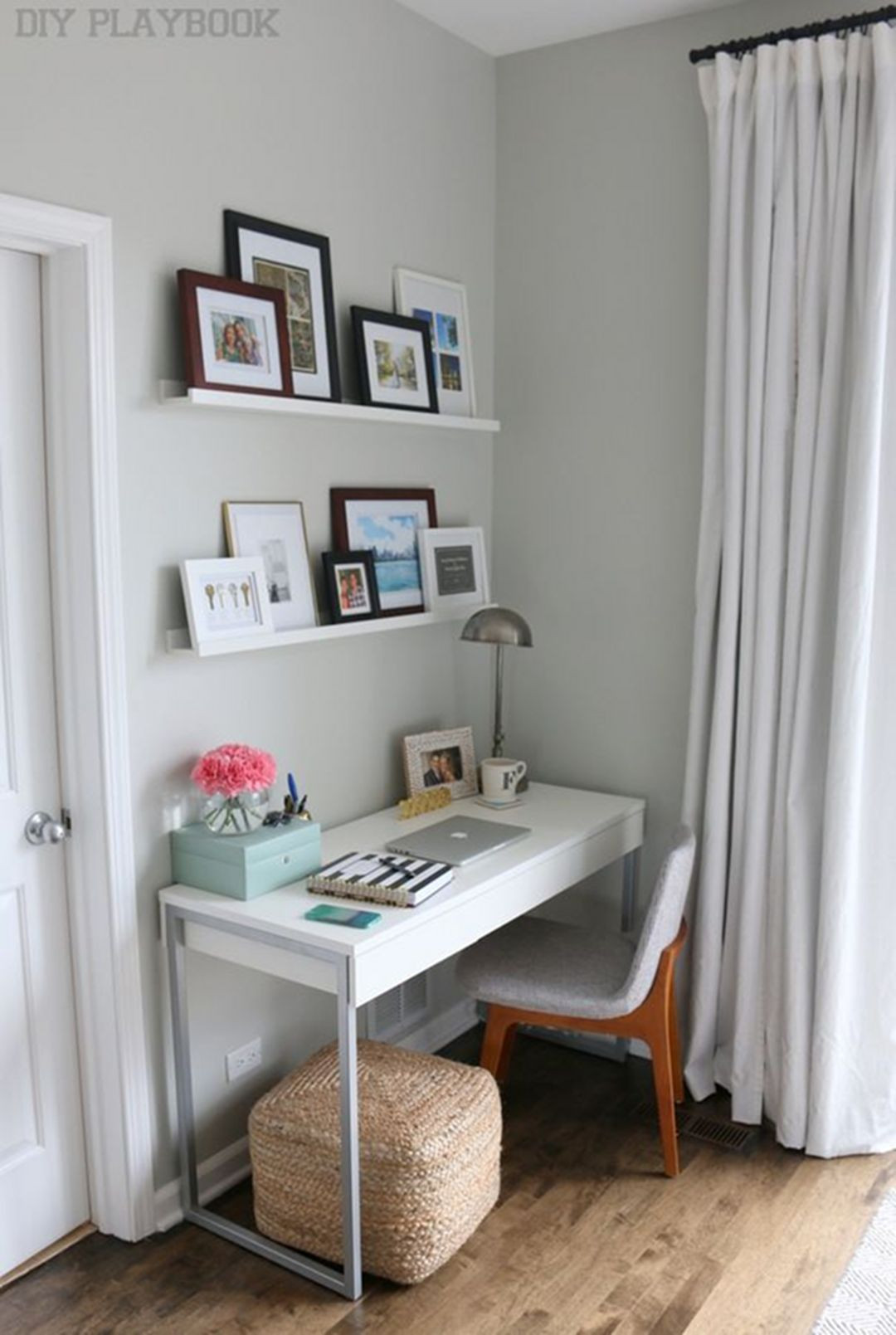 Desk For Small Bedroom
 Modern design for small bedroom desk – DECOR IT S