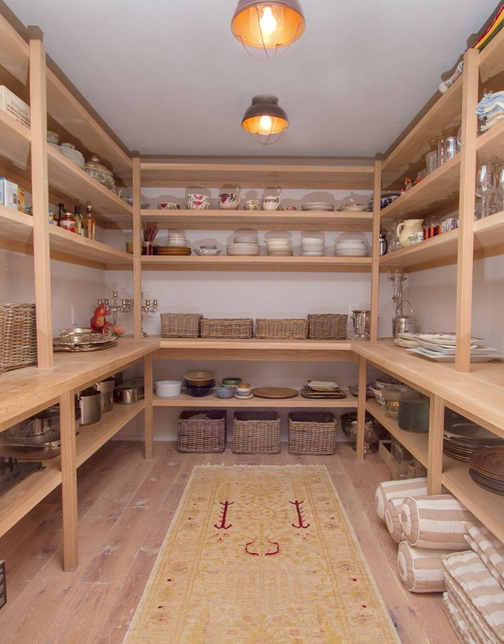 DIY Closet Shelves Plans
 72 Easy and Affordable DIY Wood Closet Shelves Ideas