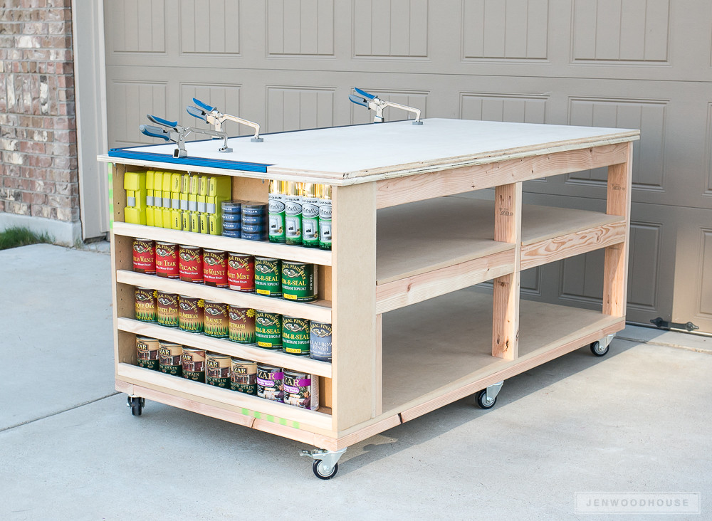 DIY Workshop Plans
 The 10 Best Garage Workbench Builds