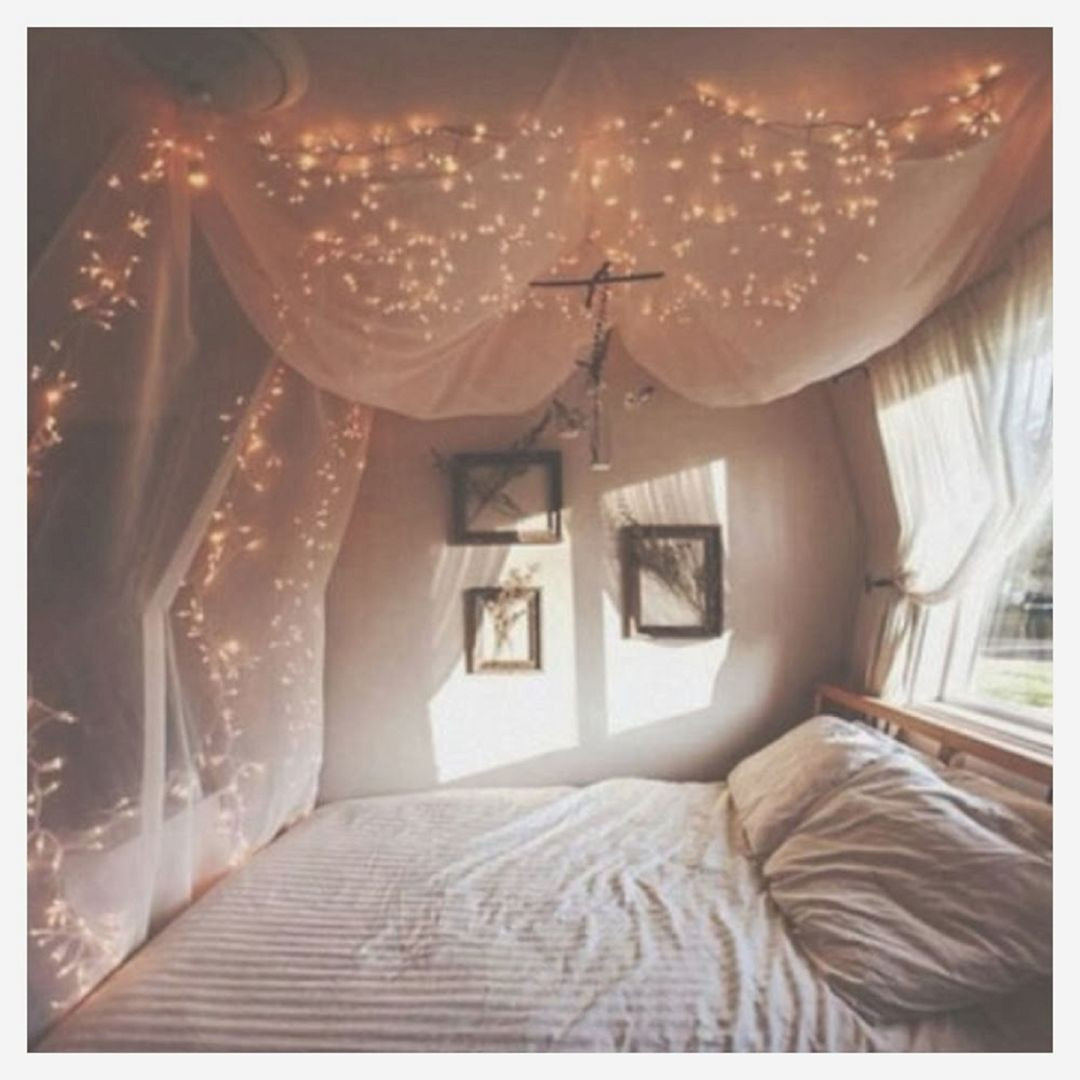 Fairy Lights For Bedroom
 35 Awesome Romantic Bedroom With Fairy Light Ideas – DECOREDO