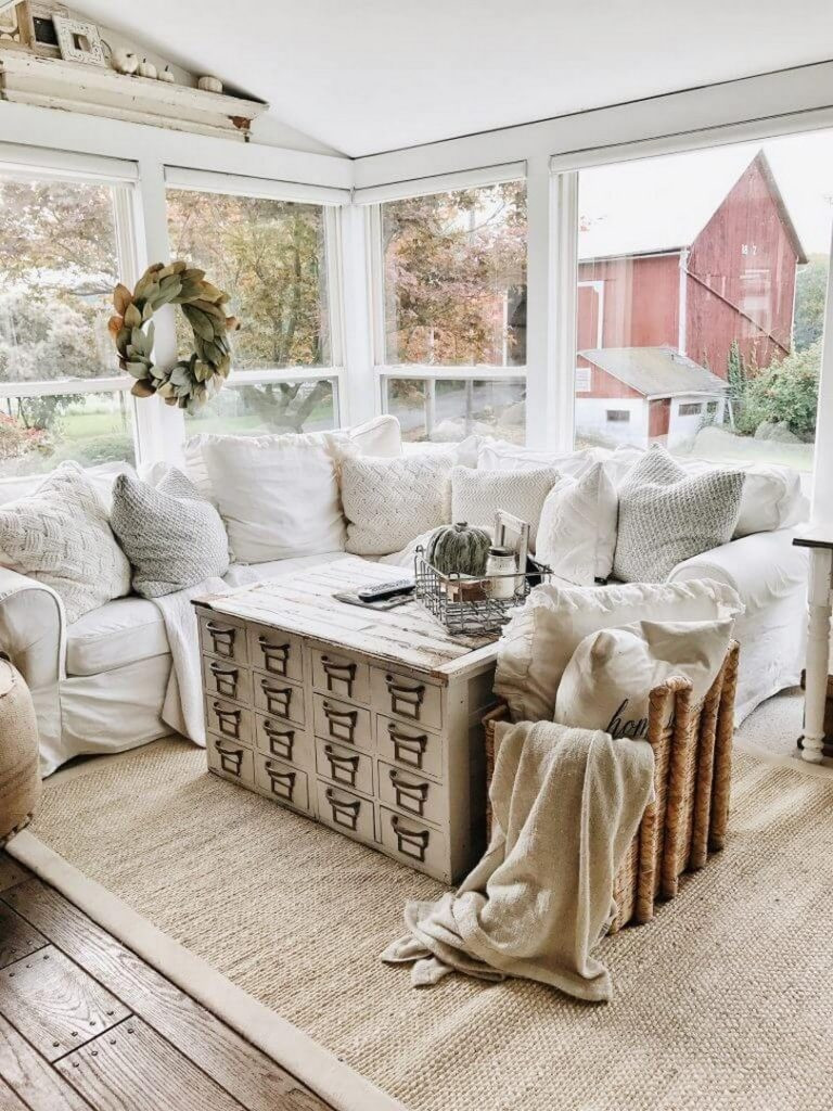 Farmhouse Living Room Set
 27 Farmhouse Living Room Decorating Ideas That You Should Try