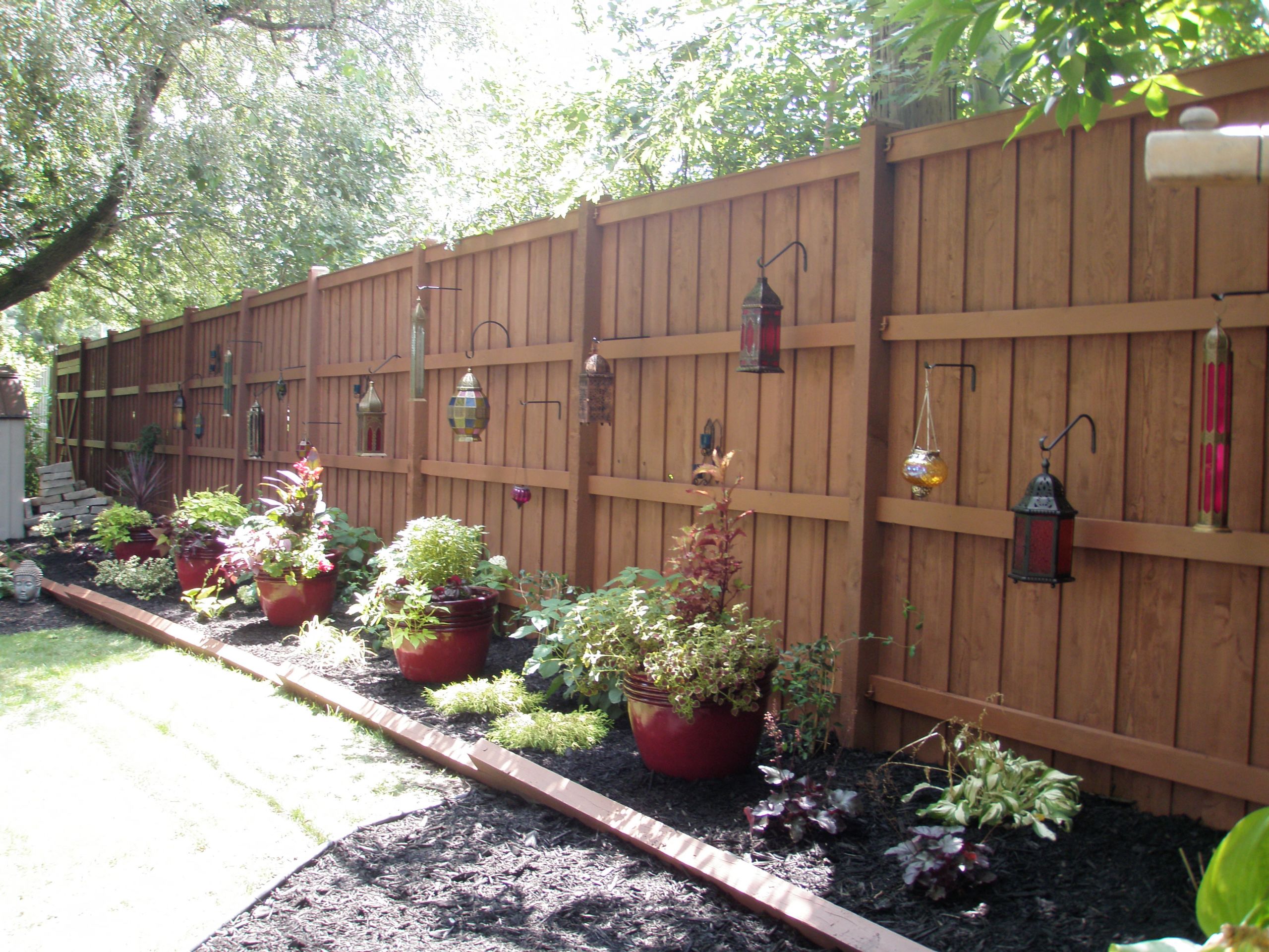 Fences For Backyard
 Outdoor Landscape 2011 – Emodel your home
