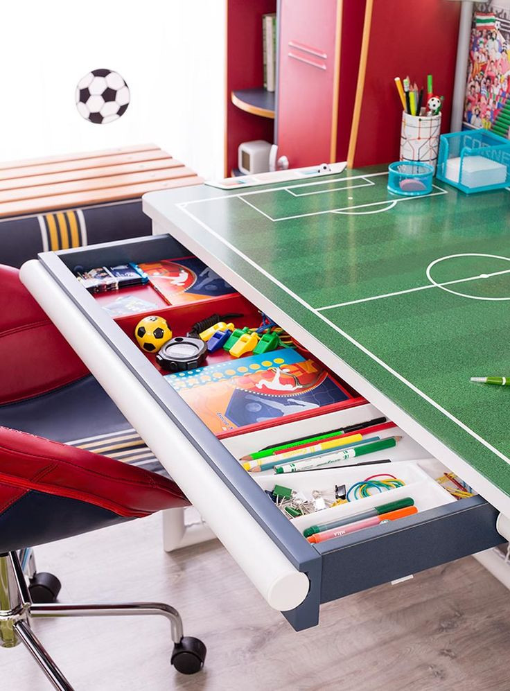Football Bedroom Decoration
 77 best images about Soccer Bedroom Ideas on Pinterest