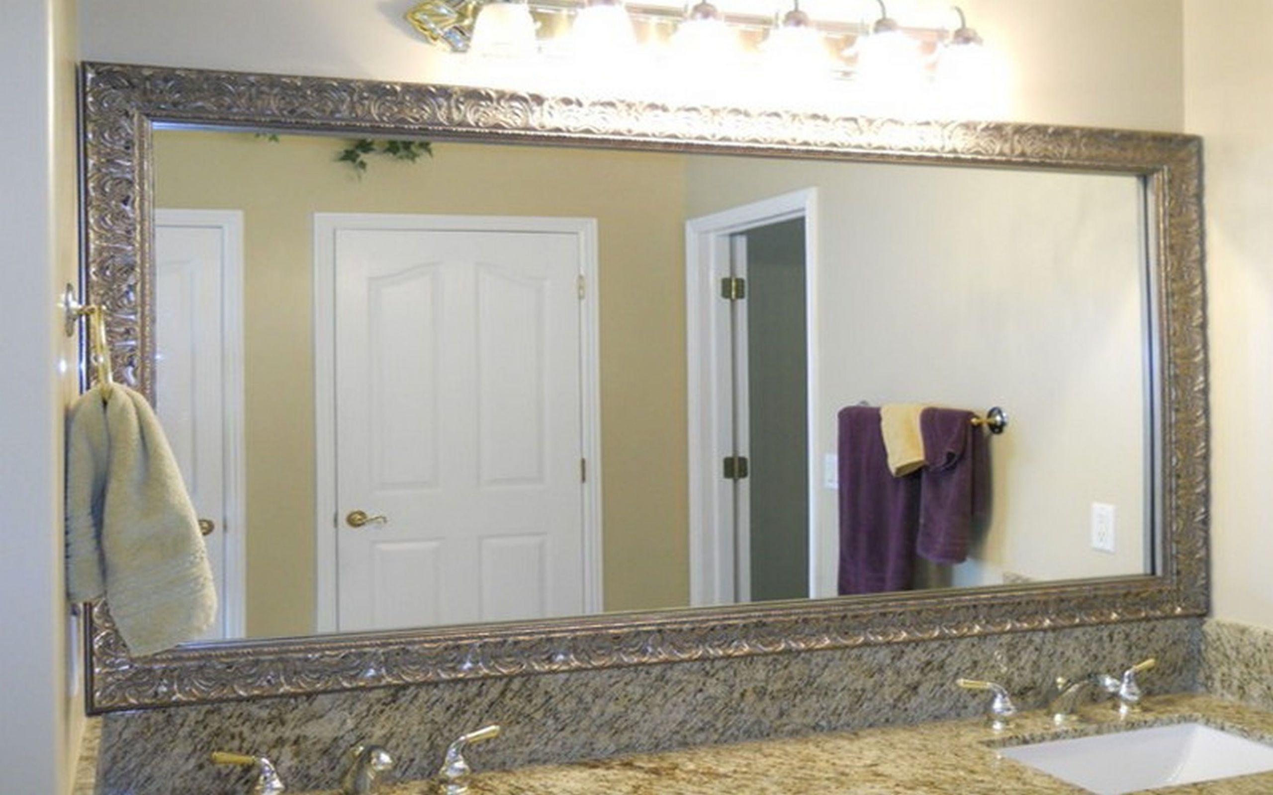 Framed Bathroom Mirror Ideas
 Bathroom Mirror Ideas in Varied Bathrooms worth to Try
