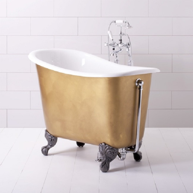 Freestanding Tub In Small Bathroom
 Small freestanding bath makes big bathroom splash