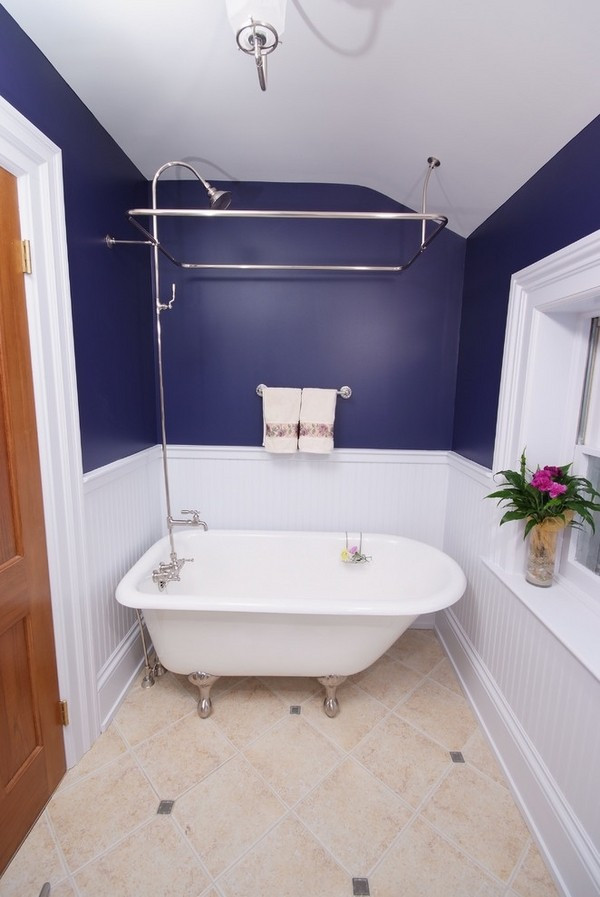 Freestanding Tub In Small Bathroom
 Clawfoot tub – a classic and charming elegance from the