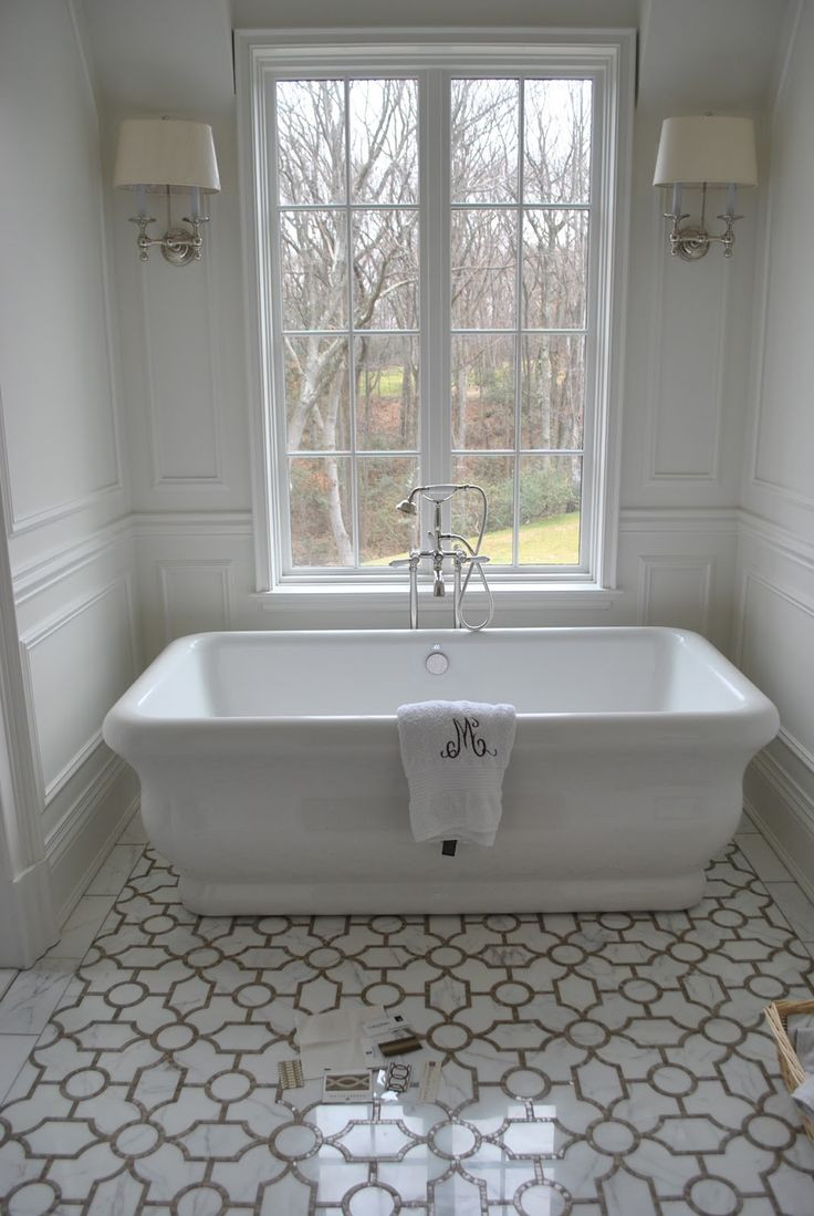 Freestanding Tub In Small Bathroom
 Freestanding or Built In Tub Which is Right for You